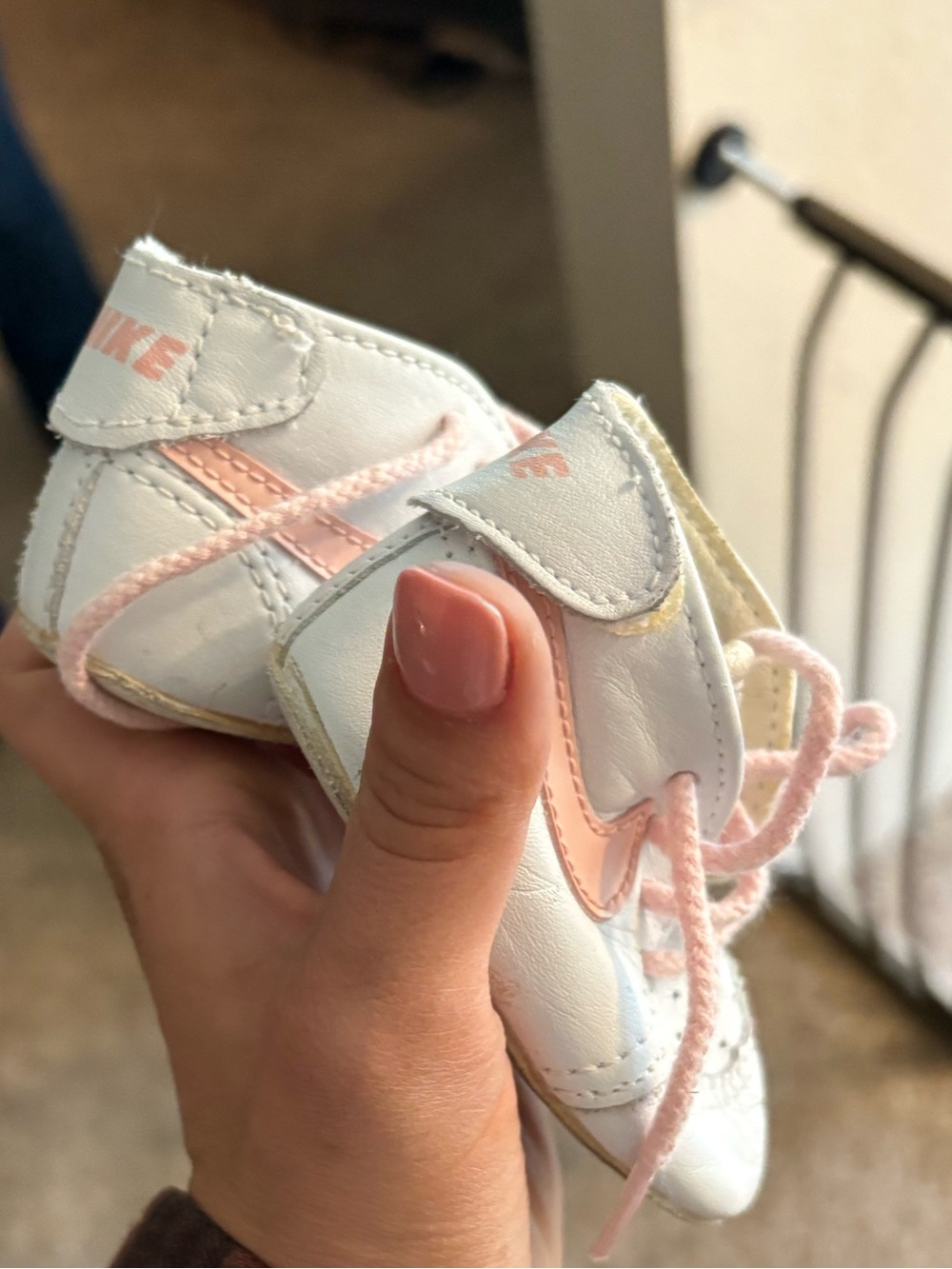 Nike vintage 1984 Sweet Dreams Newborn  Leather Baby Girl Swoosh High Top